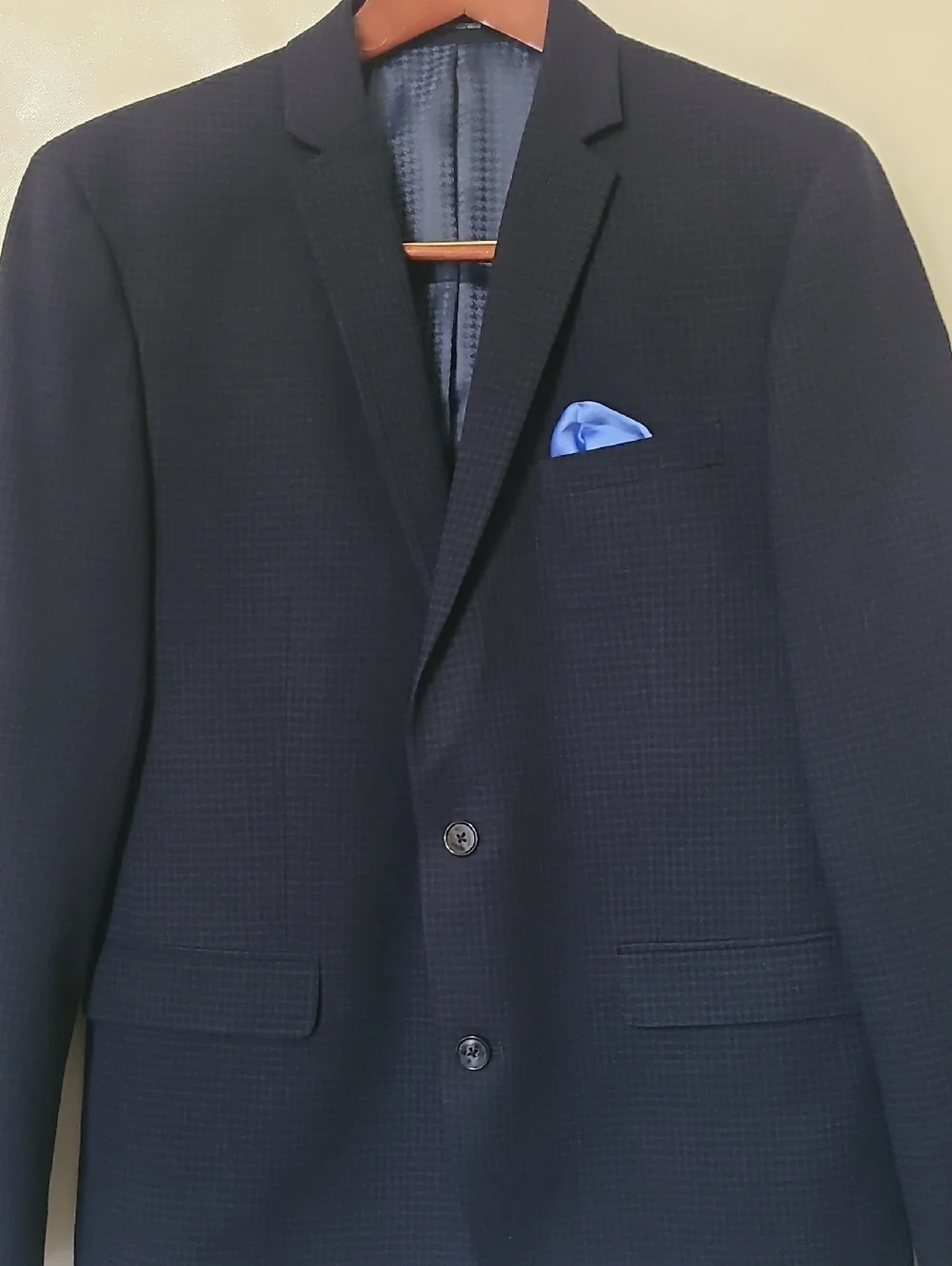 Bar III Men's Slim Fit Black &Navy Sport Coat Blazer Blue Pocket Square - 42L
